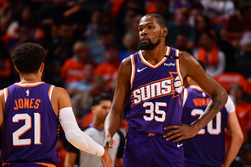 防守稳固的 防守稳固的