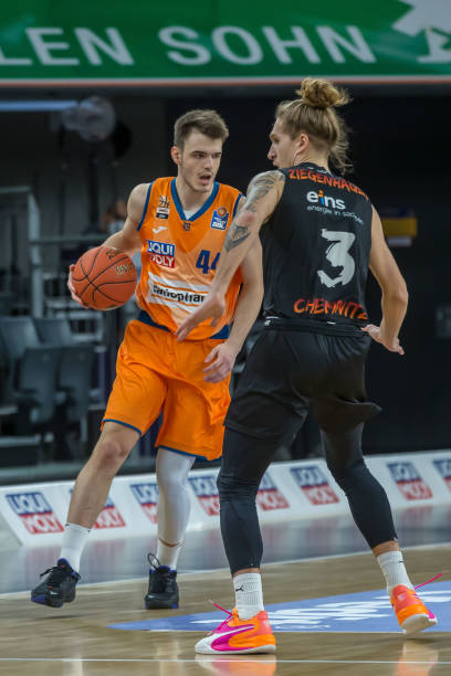 资本市场新 资本市场新