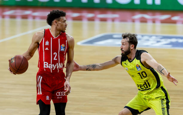 阿斯顿维拉 阿斯顿维拉